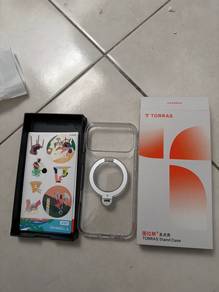 Torras case iphone 17 pro max (clear)