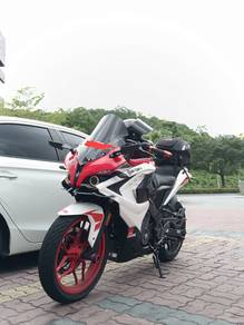 Modenas Pulsar RS200