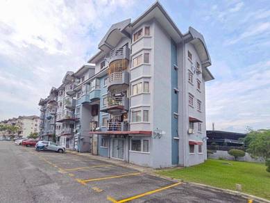 Apartment For Sale in Kenari Court