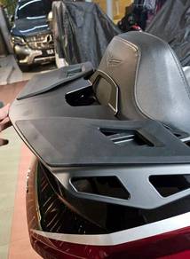 Honda Goldwing 1800 Dct rear truck rack luggage 