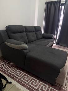 Sofa L untuk dijual condition baik