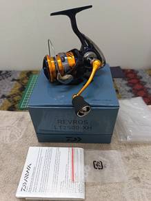 Spinning Reel Daiwa Revros LT2500-XT