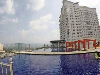 Condominium For Sale in Monte Bayu