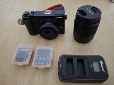 Lumix GX9, GVario 12-32, G-Vario 45-150 for sale