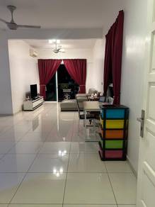 Condominium For Rent in One Imperial