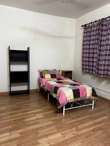 Room in Balakong, SGR