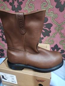 Red Wing Safety Shoe 8241