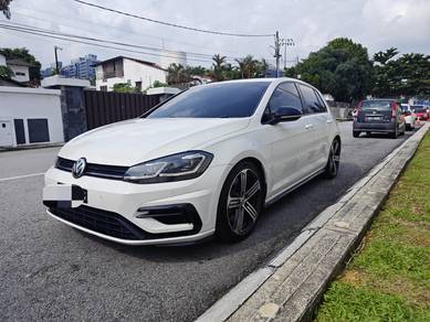 Volkswagen Golf TSI R in Ampang Hilir, KUL