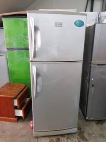 Sanyo 2 doors fridge Peti Sejuk Ais Refrigerator