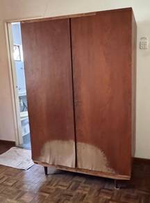 Wardrobe with key lock (almari)