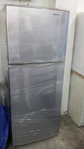 Sejuk Fridge Freezer Peti Ais Silver Samsung