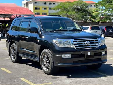 Toyota Land Cruiser V8 in Kota Kinabalu, SBH