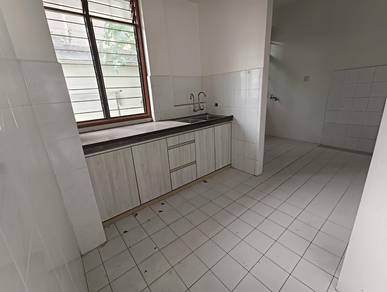Townhouse For Sale in Bayan Lepas,PNG