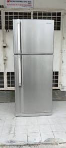 Hitachi fridge refrigerator peti sejuk peti ais