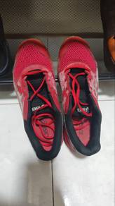 asics sport shoes