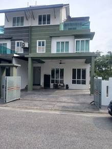 3-storey Terraced House For Sale in Alam Impian,SGR