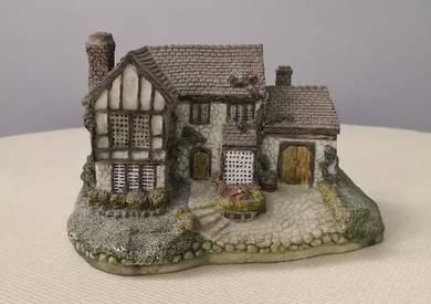 Mini cottage decor