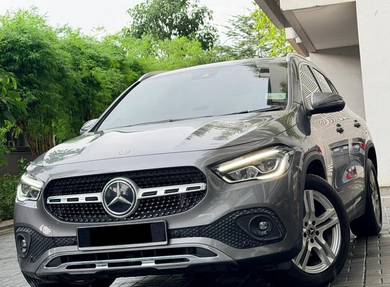 Mercedes Benz GLA200 200 PROGRESSIVE LINE in Puchong, SGR