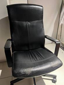 Office Chair Comfortable & Fully Functional