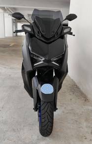 Yamaha XMAX
