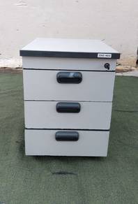 YD03E1 Laci Mobil 3 Drawers Mobile Pedestal & Key