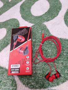 Stereo earphone