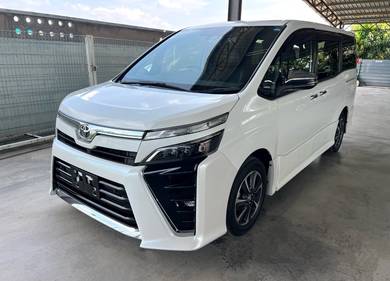2021 Toyota Voxy ZS KIRAMEKI III