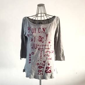 Juicy Couture Grey Wide Neck Quater Sleeve Top