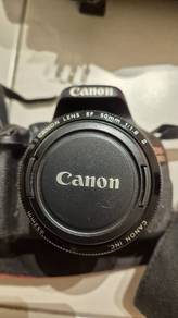 Canon EOS 600D DSLR Camera with lenses and bag
