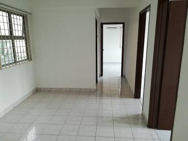 Apartment For Sale in Avenue Court