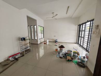 Semi-Detached House For Rent in Sungai Ara,PNG
