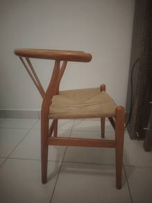 Wishbone Y chair