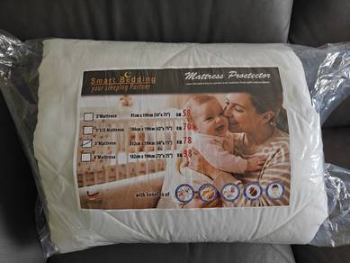 Mattress Protector (Queen Size)