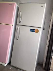 LG 2 doors fridge Peti Sejuk Ais Refrigerator