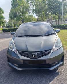 Honda Jazz Hybrid (HYBRID) in Cyberjaya, SGR