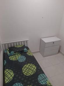 Room in Sentul, KUL