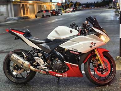 Yamaha R25
