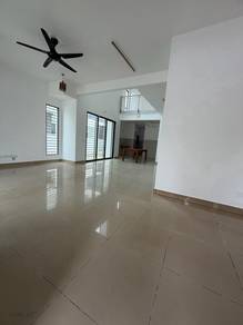 Semi-Detached House For Sale in Setia Alam,SGR