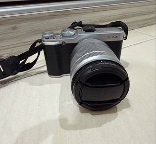 Fujifilm X-A2 (Mirrorless Camera)