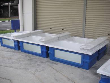 Fiberglass Fish Tank / Top Filter  :