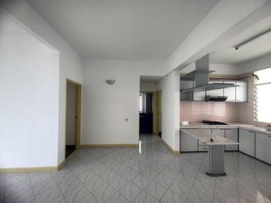 Apartment For Sale in 72 Scotland Park