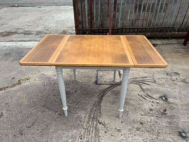 (IKEA) Solid Extendable Drop-Leaf Table Meja Dinin