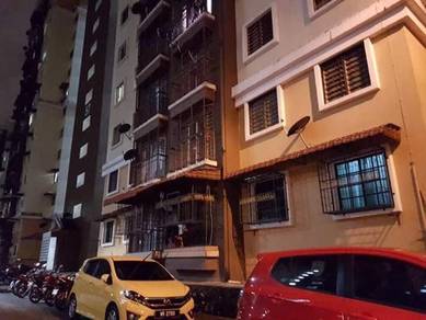 Apartment For Rent in Apartment Pantai Indah Fasa 1