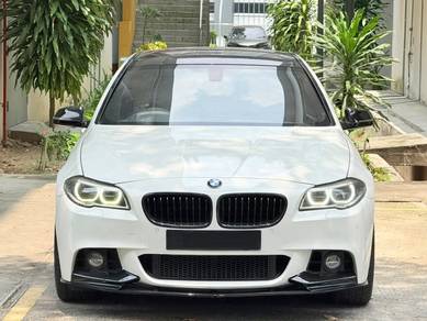 BMW 520i 20i M SPORT in Desa Petaling, KUL