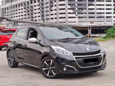 Peugeot 208 PURETECH in Salak Selatan, KUL