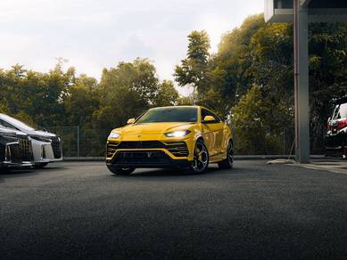 Lamborghini Urus in Senai, JHR