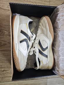 kelme bravo 