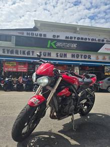 Triumph Street Triple