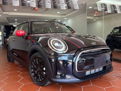 2023 Mini Cooper PREMIUM PLUS PACKAGE ESSENTIAL TRIM