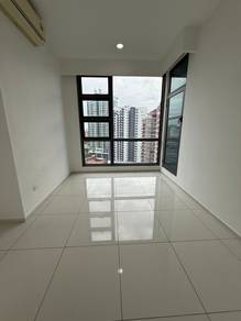 Condominium For Sale in The Robertson